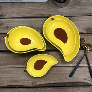 durable ceramic bowl with mango shape for fruit dessert and snacks use