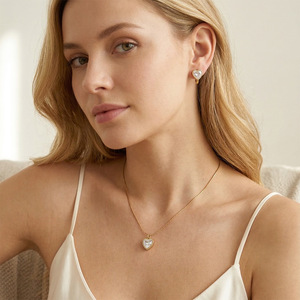 Collier pendentif cœur plaqué or 18 carats avec zircon cubique serti clos, chaîne maille forçat, style romantique, bijoux pour femme - Product Image 3