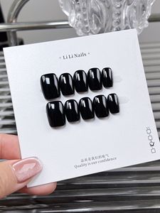 Faux ongles courts noirs classiques style gothique audacieux, 10 pièces, réutilisables, en acrylique, faits à la main, à presser, emballage en gros - Product Image 1