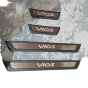 แผ่นบันไดข้างประตู LED ABS อุปกรณ์เสริมภายนอกรถยนต์สำหรับ Toyota Vios - Product Image 6