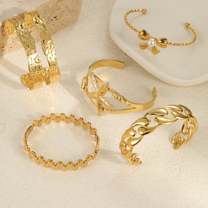 สร้อยข้อมือสแตนเลสสไตล์รีสอร์ทริมชายหาดที่ทันสมัยพร้อมดีไซน์เรียบง่ายและหรูหรา เครื่องประดับชุบทอง 18K - Product Image 2