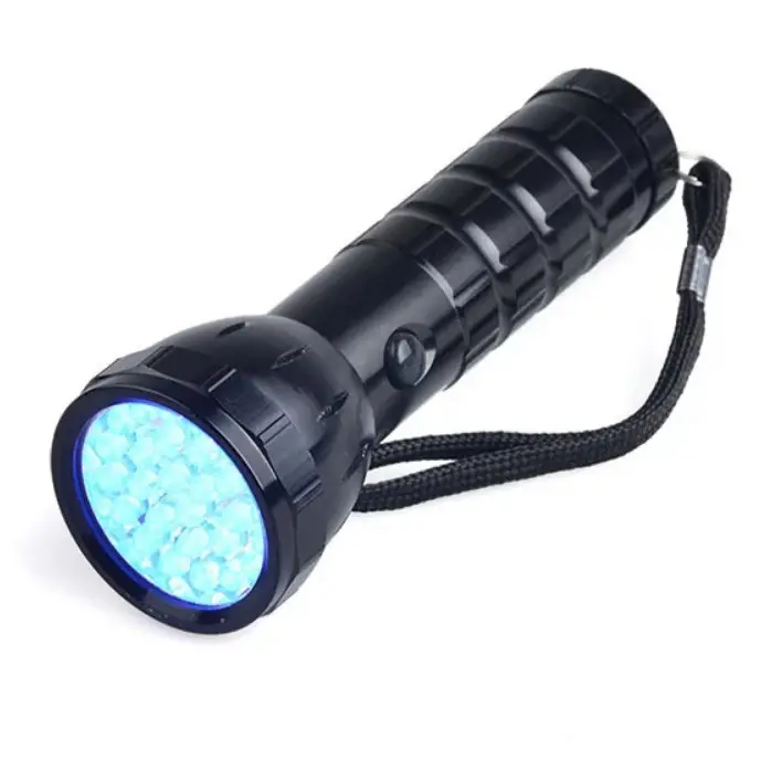 Torche LED de poche en alliage d'aluminium 28 LED 395nm Lampe de poche à lumière UV Portable Small Blacklight Ultraviolet Lights Battery Powered