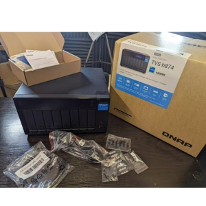 QNAP TVS-h874 NAS โปรเซสเซอร์ Intel Core i5-12400 รุ่นที่ 12 แบบ 6 คอร์ 12 เธรด  8 ช่องใส่ฮาร์ดดิสก์  ระบบจัดเก็บข้อมูลแบบเน็ตเวิร์ก รุ่น TVS-h874-i5-32G Tvs-h874-i5-32g - Product Image 1