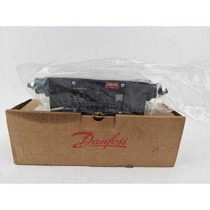 Yepyeni Orijinal PLC Vickers DGMFN-5-Y-A2W- B2W-<span class=keywords><strong>3</strong></span> Akış Kontrol Valfi - *Rakipsiz Fiyat* Stokta - Product Image 1