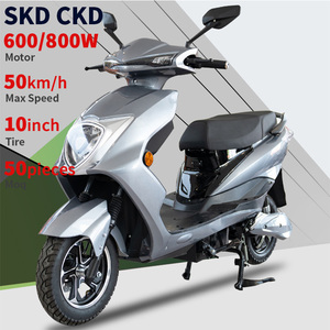 Motocicleta <span class=keywords><strong>Eléctrica</strong></span> Clásica de 10 Pulgadas CKD SKD, Scooter Eléctrico de 600/800W y 50km/h para Adultos - Product Image 1