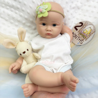 Poupée Bébé Reborn Fille en Silicone Ultra Doux et Réaliste de 45 CM, Articulations Souples Peintes, Aspect Réaliste, Collections Artistiques Passionnantes