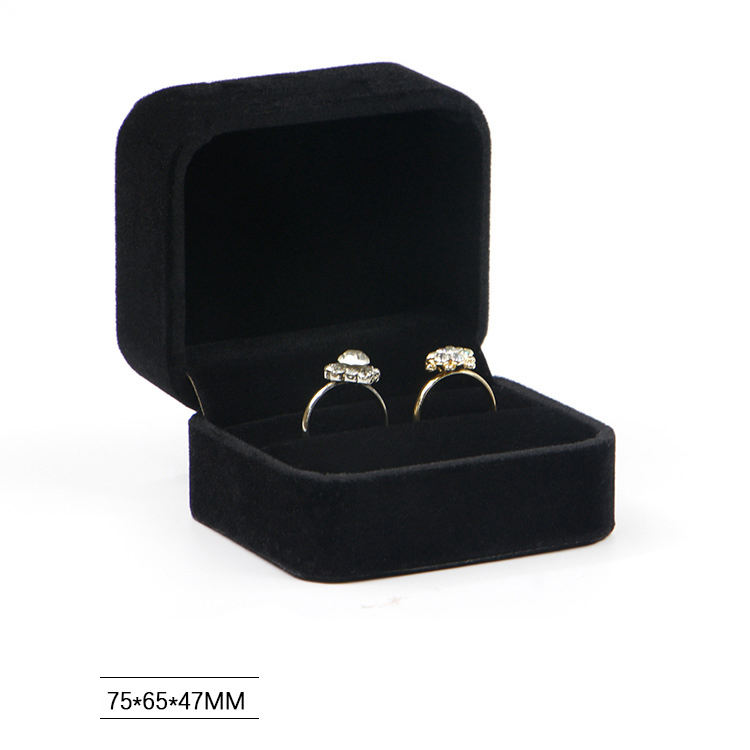 Double boîte de bague noire