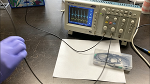 Câble coaxial piézoélectrique PVDF résistant aux interférences électromagnétiques, fil piézo auto-blindé pour l'inspection des vibrations et des contraintes des structures de bâtiment - Product Image 2