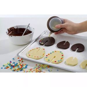 Outils de pâtisserie personnalisés, moule en silicone 3D pour œufs et lapins de Pâques - Product Image 2