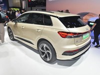 Audi Q4 E Tron Bekas 605KM SUV Listrik Murni EV Jarak Jauh Setir Kiri 5 Kursi Edisi Premium
