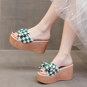 Mules compensées pour femmes, version coréenne, avec nœud papillon et fleur, talons hauts rehaussants, chaussures tendance 818 - Product Image 4
