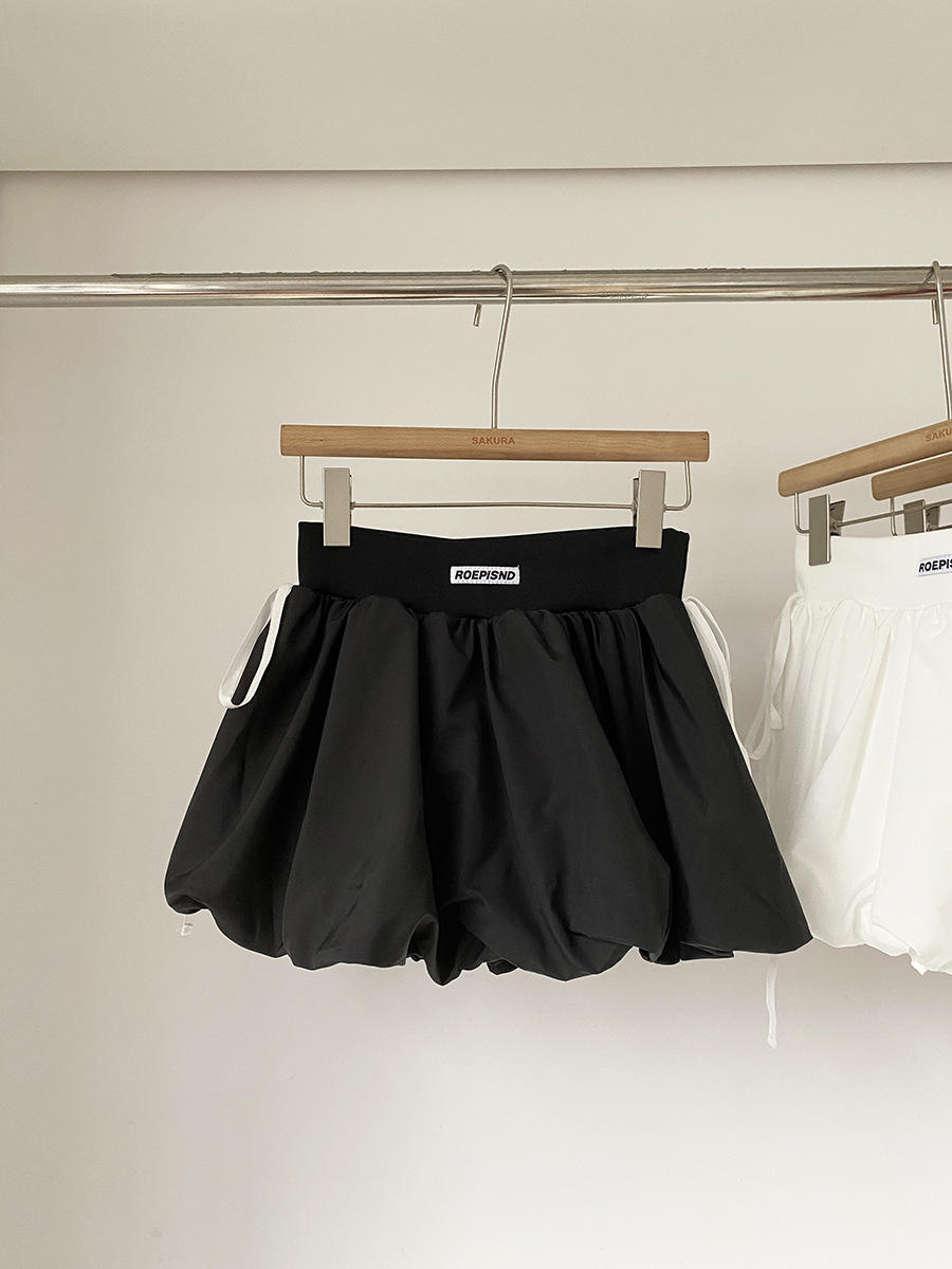 Z517ST04 Black skirt