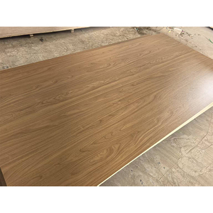 Panneaux <span class=keywords><strong>de</strong></span> particules mélaminés pré-laminés haute brillance <span class=keywords><strong>de</strong></span> 12 mm, 18 mm, 16 mm <span class=keywords><strong>d</strong></span>'épaisseur pour la <span class=keywords><strong>d</strong></span>écoration intérieure – <span class=keywords><strong>Italie</strong></span> - Product Image 5