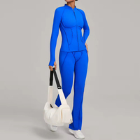 Vêtements de sport très demandés : vestes et pantalons évasés, tenues de fitness, yoga, gym, ensembles de sport grande taille pour femmes