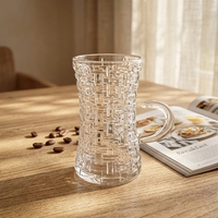 Petite tasse en verre transparent gaufré avec poignée, motifs en relief variés, verre à boire pour le thé de l'après-midi, décoration de table à la maison