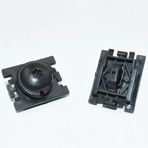 Applicable aux <span class=keywords><strong>Peugeot</strong></span> 307, <span class=keywords><strong>308</strong></span>, 408; Citroën C-Quatre, C-Triomphe Fender <span class=keywords><strong>Clips</strong></span> et Fender Fasteners 7840L6 7840L7 - Product Image 3