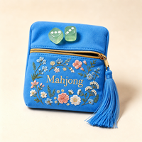 Pochette à dés brodée personnalisée avec fermeture éclair et pompon, plusieurs options de couleurs, logo personnalisé, rangement pour dés de jeu de mahjong et de table