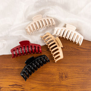 مشبك شعر مرن للنساء من السيليكون الناعم قابل للثني بشكل مخصص من YIYI Fashion، مشبك شعر على شكل قرش مقاس 10.5 سم، الأكثر مبيعاً، للبيع بالجملة - Product Image 5