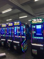 RITENG Machine de jeu d'arcade empileur à pièces de Offre Spéciale jouet personnalisé distributeur automatique Machine de grue à griffes d'arcade avec accepteur de billets