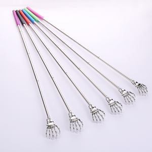 Massageador de Costas Retrátil em Aço Inoxidável para Cães e Gatos - Product Image 5