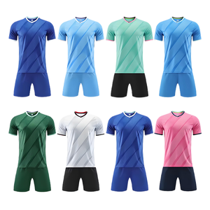 ชุดฟุตบอลชายแบบกำหนดเอง ชุดกีฬาโพลีเอสเตอร์ระบายอากาศ ชุดยูนิฟอร์มฟุตบอลครบชุดพร้อมใส่ - Product Image 1
