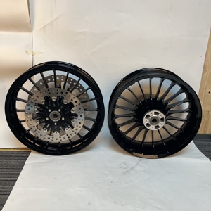 <span class=keywords><strong>ล้อ</strong></span>แม็กซ์สีดำเงาขนาด 19*3.5 <span class=keywords><strong>นิ้ว</strong></span> (หน้า) และ 18*5.5 <span class=keywords><strong>นิ้ว</strong></span> (หลัง) สำหรับรถทัวริ่งปี <span class=keywords><strong>14</strong></span> ขึ้นไป แบบไม่มียางใน - Product Image 6