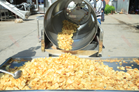Ligne de production de chips de légumes 300 kg/h Machine de fabrication de pringles et de chips de pommes de terre efficace avec machine à clé de friteuse