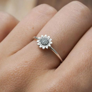 Nuovo <span class=keywords><strong>Anello</strong></span> alla Moda in Oro 18k a Forma di Girasole, <span class=keywords><strong>Anello</strong></span> Delicato per Donne e Ragazze, <span class=keywords><strong>Anello</strong></span> da Sposa, Gioielli Regalo - Product Image 4