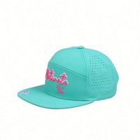 Casquette de baseball sportive de qualité supérieure à 7 panneaux, avec logo personnalisé, visière plate, imperméable, perforations hydro-coupées au laser, style snapback