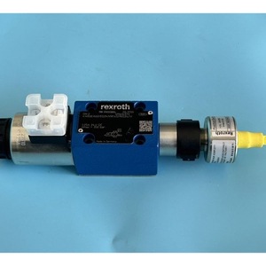 Rexroth Solenoid Directional Valve 4WE6EA6X/EG24N9K4QM0G24/<b>V</b> 24V DC 315 <b>Bar</b> 60 L Min 1/4 Inch Port - Product Image 1