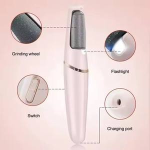 Ponceuse électrique rechargeable USB pour pieds, manche long, logo personnalisé, éliminateur de callosités pour pédicure, pour peaux mortes et exfoliation des callosités - Product Image 6