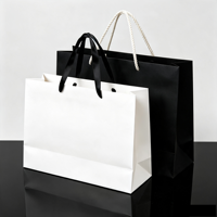 Sacs cadeaux en papier faits main de créateur avec poignée en ruban, sacs de shopping personnalisés haut de gamme avec logo pour les magasins de vêtements