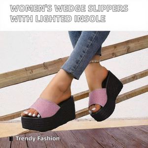 Nouvelles sandales transparentes à talon court de 10 cm pour femmes, antidérapantes, à bout ouvert, talons hauts pour soirées cocktails et poses de striptease - Product Image 2