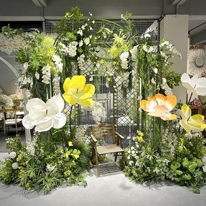 วัสดุดอกไม้ Phalaenopsis ผ้าไหมกุหลาบสีเขียวใบดอกไม้ประดิษฐ์ดอกไม้สําหรับงานแต่งงานระเบียง Shop Decor - Product Image 1