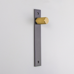 Kenop Gagang Kuningan Mewah Qiansi HK0052, Kenop Tarik Desain Unik dengan Tekstur Knurling untuk Kamar Tidur, Luar Ruangan, Lemari, Furnitur, Dapur - Product Image 5