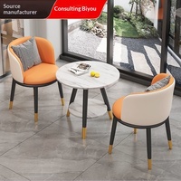 Ensemble de table et chaises de salon de style nordique en métal de luxe avec rangement mobile pour hôtel et maison d'hôtes