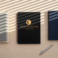 Agenda scolaire personnalisé 2027 avec logo Dreambook, pages en carton double face, couverture rigide, reliure à spirale, impression offset