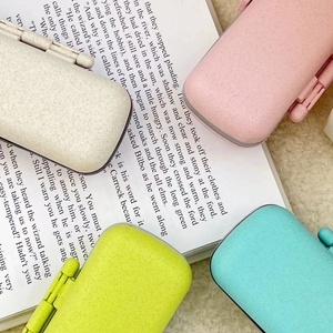 Customized Logo Wheat Straw 7-Day Pill Box Low MOQ Mini Storage Case Organizer with Logo Promotion Medicine Case