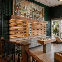 Meubles de présentation de lunettes sur mesure pour opticiens de luxe italiens, vitrines en verre, équipements complets pour magasins, éclairage LED écologique