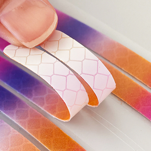 <span class=keywords><strong>Bande</strong></span> à rayures haute réflexion de couleur éblouissante pour autocollant de pneu et de <span class=keywords><strong>roue</strong></span> de voiture de voitures pour tous les véhicules - Product Image 6