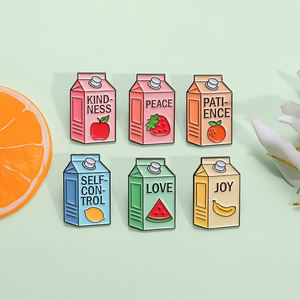 Meyve suyu kutusu emaye Pin karikatür aşk barış sevinç broş yaka rozeti eğlenceli takı hediye arkadaşlar çocuklar için toptan - Product Image 2