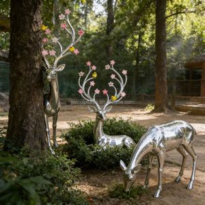 Ensemble de sculptures de cerfs personnalisées en acier inoxydable - Décoration OEM/ODM pour les présentoirs de centres commerciaux et les installations d'expositions - Product Image 2