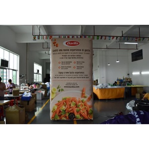 Réplica Inflable Gigante Personalizada de Paquete de Pasta KeepFuns - Paquete Inflable Promocional con Temática Barilla para Marketing y Eventos - Product Image 2