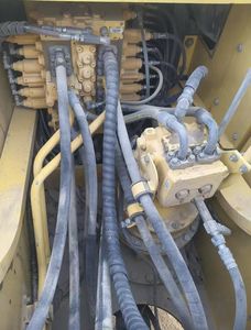 Reliable Large Hydraulic Komatsu PC270-7 Komatsu PC270 <b>Used</b> Excavator for Heavy-Duty <b>Construction</b> Operations - Product Image 5
