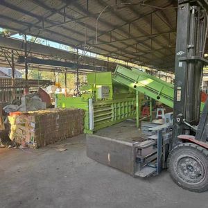 Đầy đủ tự động chất thải Giấy Báo Chí Bale máy nén các mặt hàng mềm ngang Baler - Product Image 3