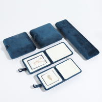 Boîte d'emballage de bijoux en velours rose de luxe personnalisée en gros avec logo pour bagues, boucles d'oreilles et pendentifs