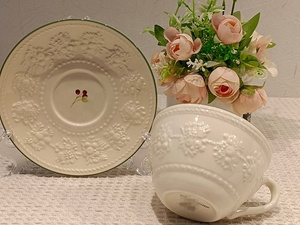 Wholesale Quality Chinese Supplier Hotselling Bone China Coffee Cups with Saucer - Product Image 6