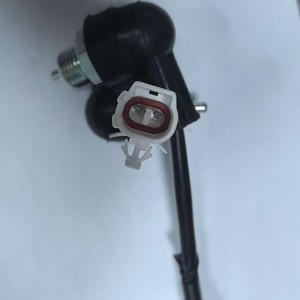 Interruptor de luz de freno Toyota 84210-BZ070, hierro chapado en zinc de 12V para reemplazo y reparación - Product Image 2