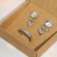 Petite boîte d'emballage de cadeaux de bijoux en papier kraft Boîtes d'emballage d'accessoires polyvalents pour boucles d'oreilles et colliers faits à la main