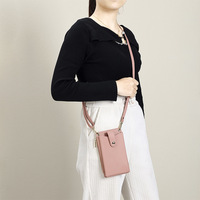 Sac à bandoulière pour téléphone en cuir PU personnalisé de luxe pour iPhone et Samsung |   Pochette d'épaule universelle avec sangle réglable pour téléphones